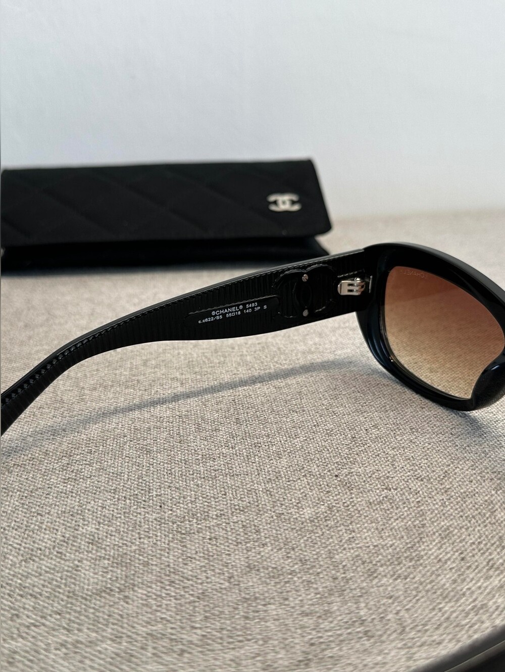 CHANEL Black Frame Sunglasses with Gold CC Logos and Brown Gradient Lenses - Picture 8 of 8